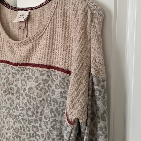 Knox Rose Multi Media pink Leopard Print XL long sleeve shirt soft lightweight - Picture 4 of 8